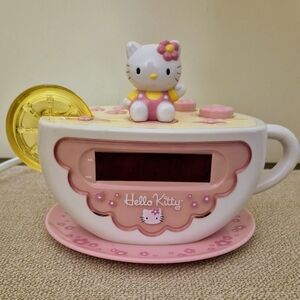 Vintage 2003 Hello Kitty Tea Cup Alarm Clock Radio W/Nightlight Working Sanrio